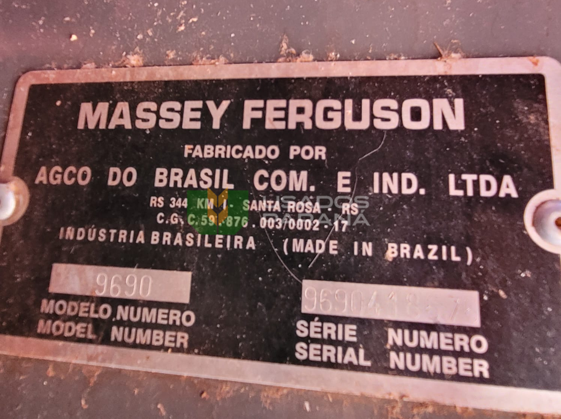 Colheitadeira Massey Ferguson 9690 Usada